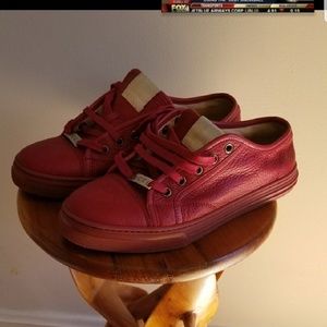 Red Gucci UNISEX shoes in great condition only wor